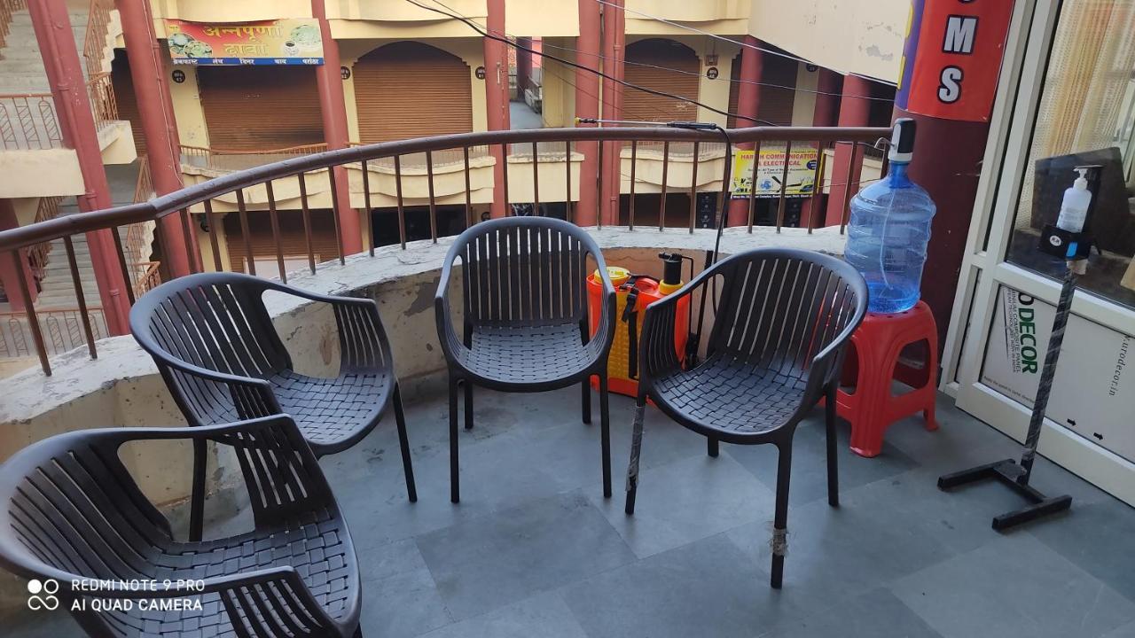 City Crown Guest House Sundarnagar Dış mekan fotoğraf